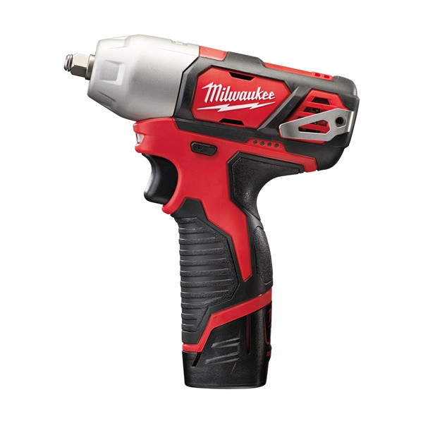 Milwaukee 4933443899 M12 3/8 Impact Wrench Kit