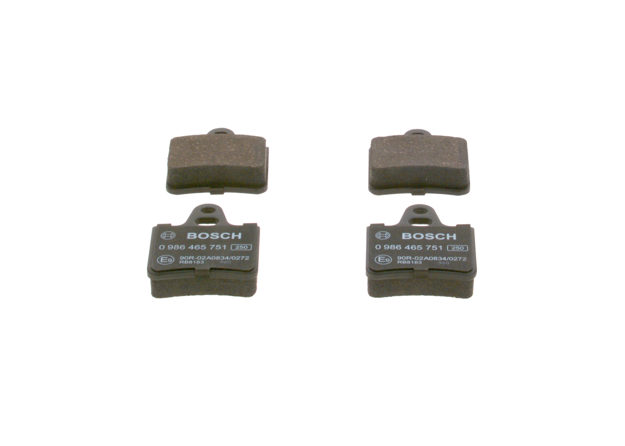 Bosch 0986465751 Brake Pads Set