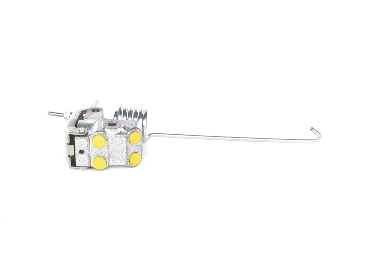 Bosch 0986482033 Brake Pressure Regulator