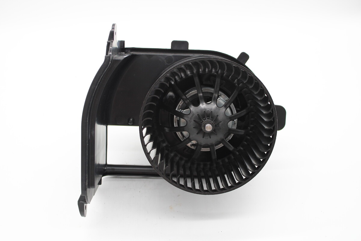 Valeo 884641 Interior Blower Motor